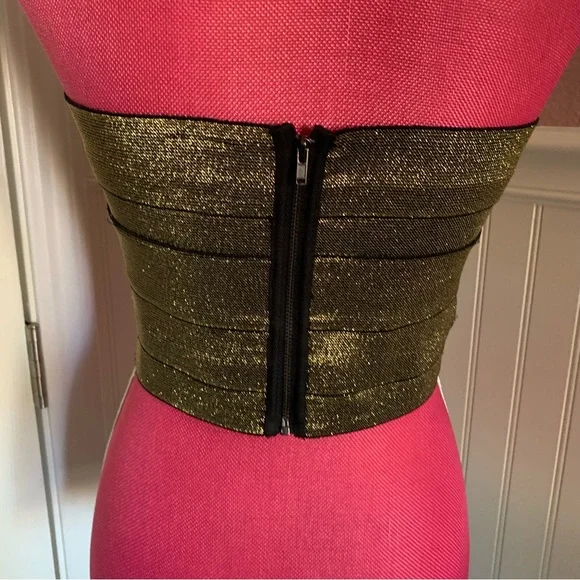 👗Gold and Black Disco Costume Bodycon Strapless Crop Top size Large - Picture 4 of 6